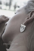 Magnolia Shield Earrings Silver