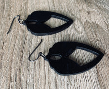 Shield Earrings-Black